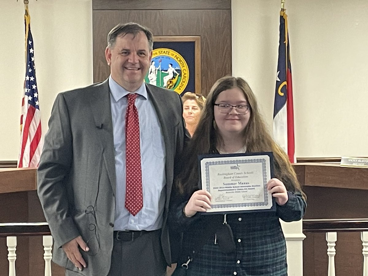 Reidsville Middle (@reidsvillems) on Twitter photo Congratulations to Summer Manus on her recognition for the 2022-23 Superintendentās Choice Art Award at tonightās RCS Board of Education meeting. Her piece won Honorable Mention this year for all Middle School submissions. <a href="/RCS_NC/">Rockingham County Schools</a> Congratulations to Summer Manus on her recognition for the 2022-23 Superintendentās Choice Art Award at tonightās RCS Board of Education meeting. Her piece won Honorable Mention this year for all Middle School submissions. <a href="/RCS_NC/">Rockingham County Schools</a>