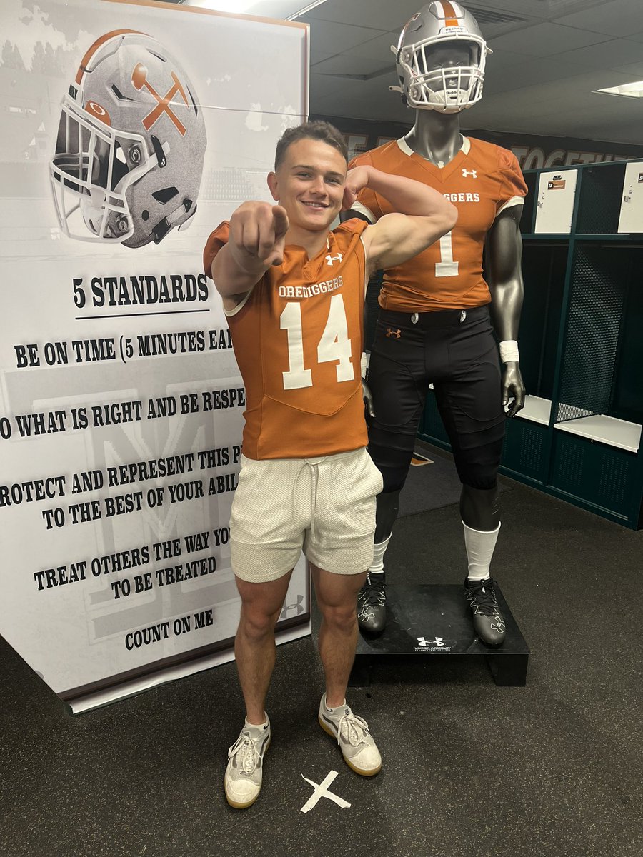 ryder_english9's tweet photo. Thanks digger family for the junior day @CoachKyleSamson @KodyTorgerson https://t.co/iMyeMhAwEu