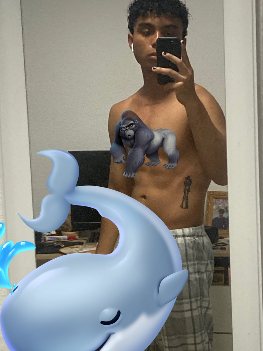 CristoG08's tweet photo. La foto sin censura en mi onlyfans @THuMorenito19 mucho contenido+18 de gaming, tetas,fitness,fórmula uno, cócteles, Nutricion,moda y sexo en grupo. 

Cualquier otro ámbito hablar con @tisneeer_24  está dispuesto a todo ( recibir, dar, bondage, abuelas, sumisión,mutilacion, etc ) https://t.co/fPJgChF8kr