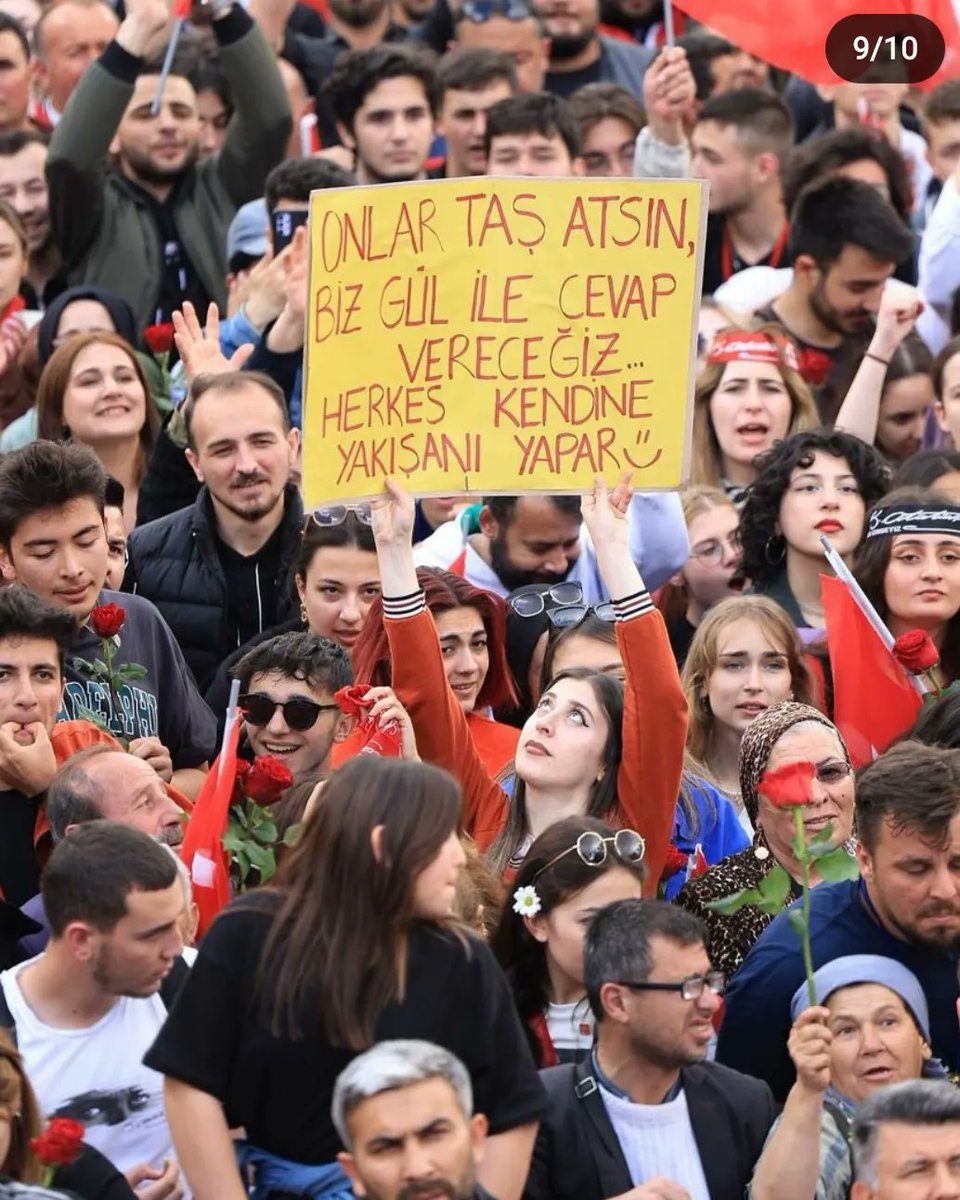Ekrem İmamoğlu'nun Konya mitinginde hep birlikte #herşeyçokgüzelolacak dedik!
#aramızdakalsınkazanıyoruz
#sanasözyinebaharlargelecek #baykemalsözündendönmeyecek #halkınumudukılıçdaroğlu #ilkturdabitirelim #chpaksehir #chpaksehirilceörgütü 
<a href="/ekrem_imamoglu/">Ekrem İmamoğlu</a>