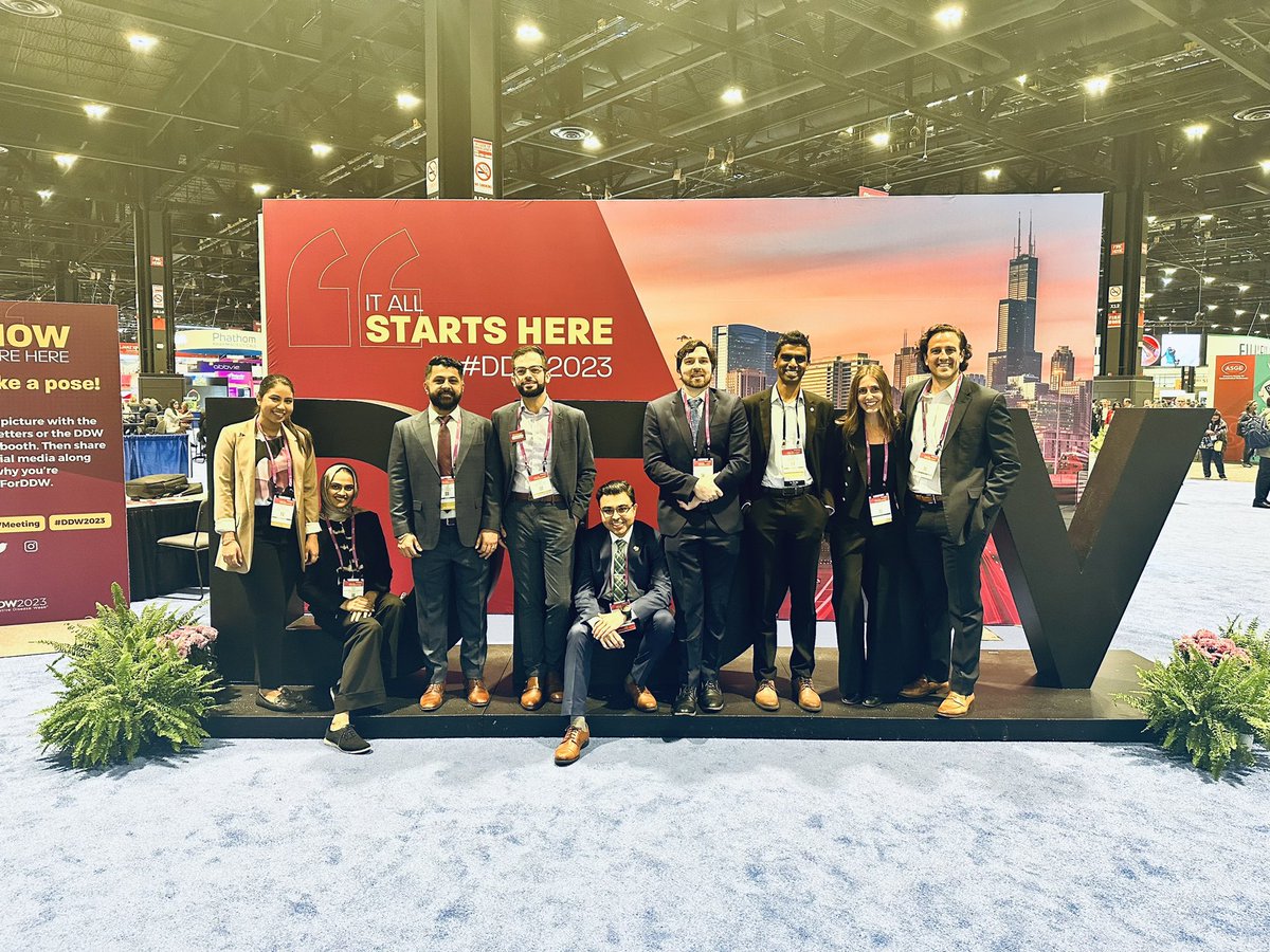 So proud of our ⭐️ @CleClinicMD residents who work extremely hard to share their research and success at the worlds largest GI conference! #DDW2023