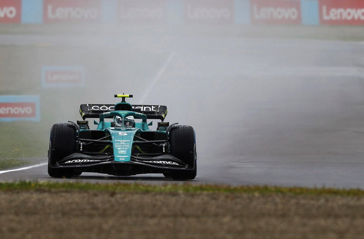 F1ToRuleThemAll's tweet photo. seb driving a rotten pear but still managing to get points in all the wet races of 2022 🔥 https://t.co/6ei6GggeXB