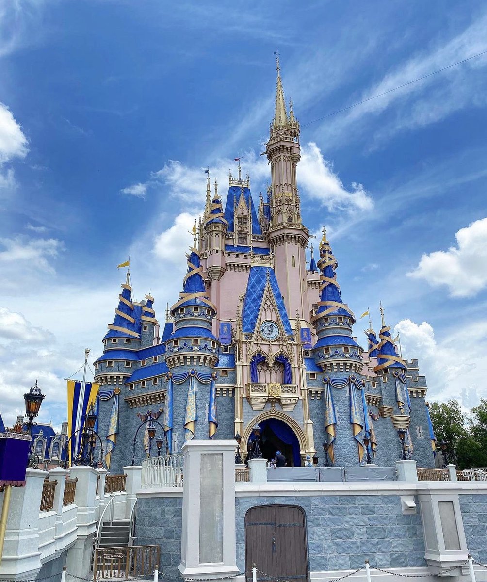 MickeyTravels's tweet image. ‼️BIG 2024 DISNEY NEWS!‼️

-Secondly some HUGE Reservation system news has dropped as well! Beginning on 1/9/24, Park pass reservations for Date-base tickets will no longer be required!

For all the deets head to MickeyBlog.com and over to MickeyTravels.com to book