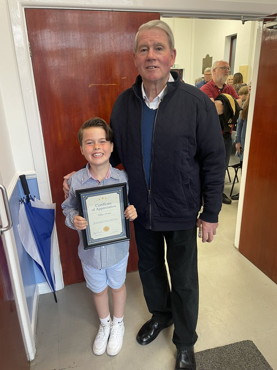 leledebom's tweet photo. Proud of you Theo Pate on receiving your Certificate of Appreciation given in recognition and celebration of your commitment &amp; dedication in voluntary service to the community 🤩🥹 @OSJ_Y3 @OSJ_Sports @OSJ_Y3A https://t.co/pyEREo89b3