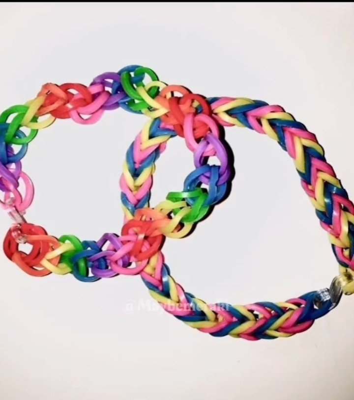 اینقدری که با این اون موقع سیس می‌گرفتیم 
الان با بدلیجات گرون قیمت سیس نمیگیریم😂