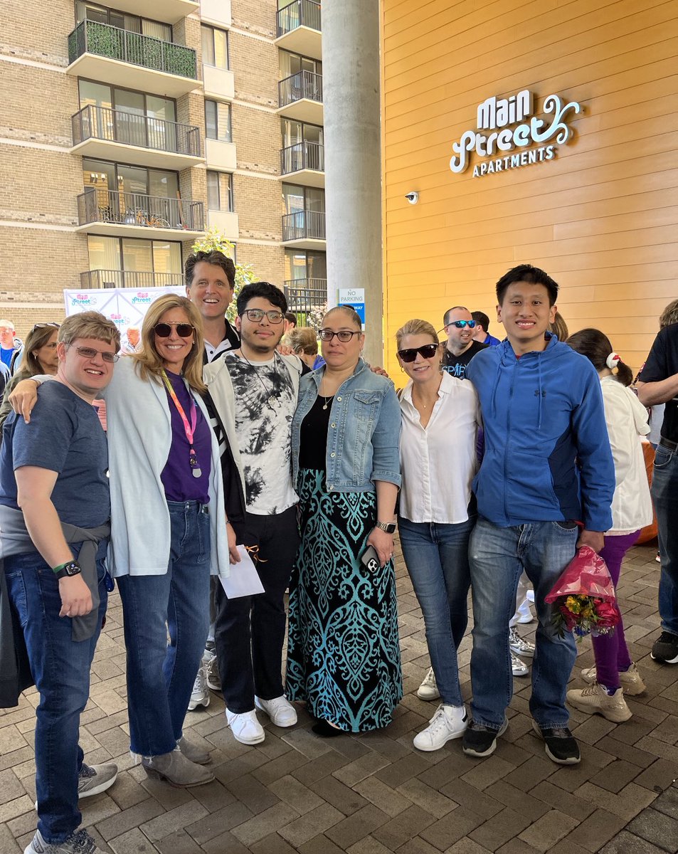 Mark_Shriver's tweet photo. We are so proud to be partnered with Main Street Connect! 2/2
#dbcr #donboscoCR #ADWcomUNIDAD #ADWcomUNITY https://t.co/McM2wi1u23