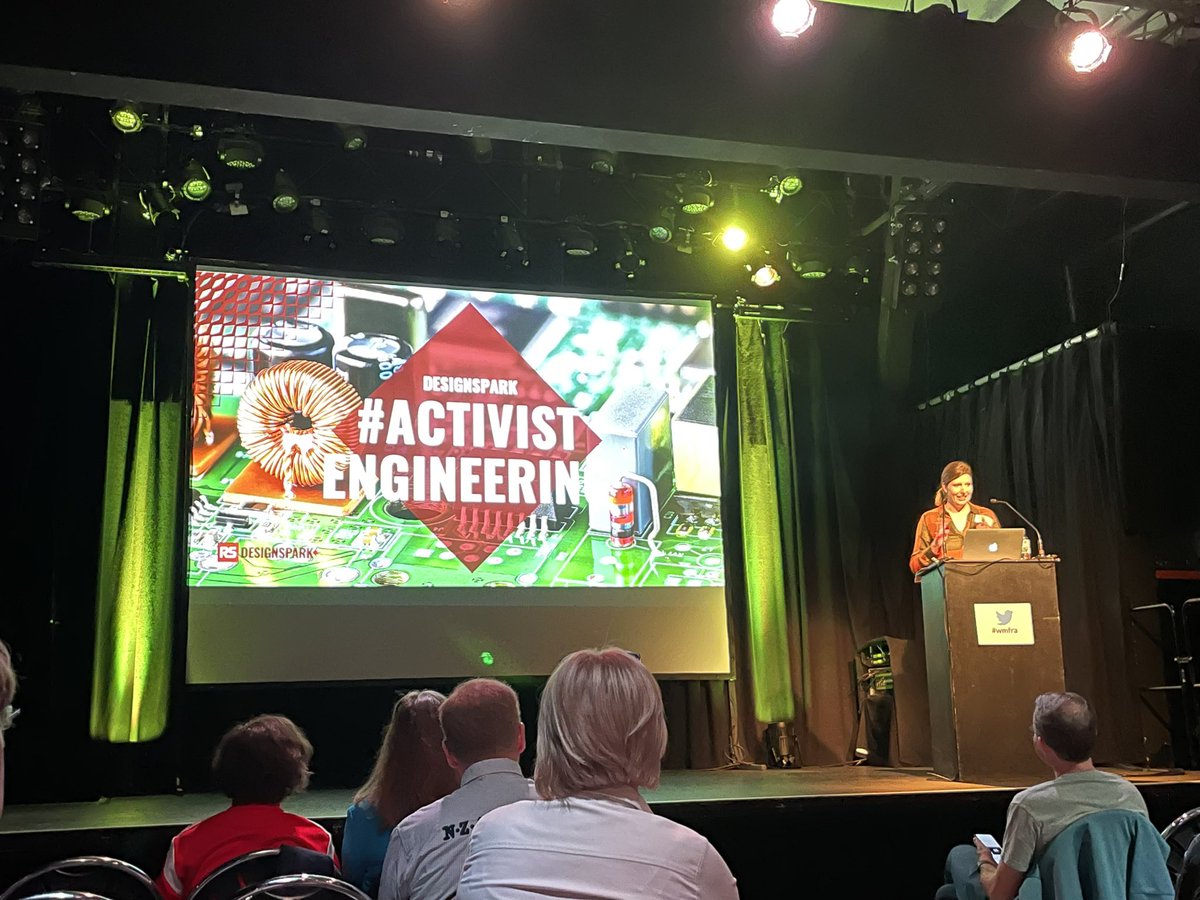 mona szyperski tweet media