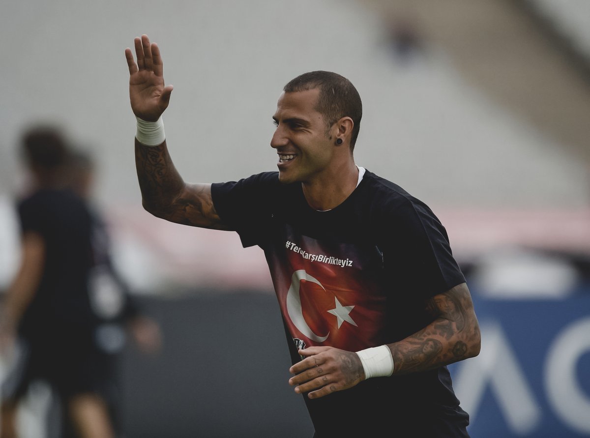 besiktasgallery's tweet photo. 💯 Ricardo Quaresma fotoğraf floodu, başlıyor.. (100 fotoğraf)
⚠️ Fotoğraflar tam yüklenmeden, açılmadan indirmeyin aksi takdirde galerinize düşük kalitede düşecektir. https://t.co/SiFhXrHYL2