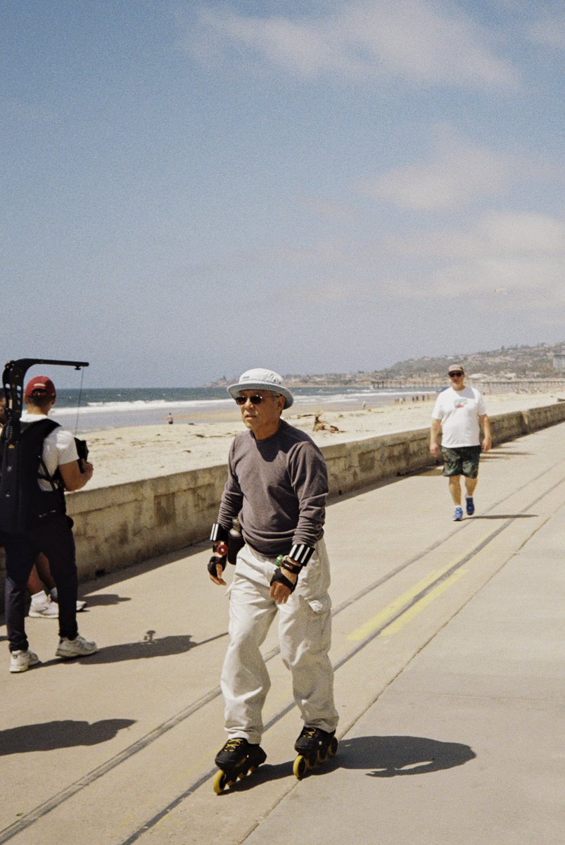 dudealways_'s tweet photo. photowalks through the small lens of a point and shoot https://t.co/HEXlQi3B1S
