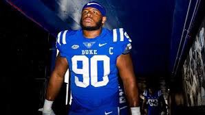 BrunswickFB's tweet photo. Durham,NC➡️Brunswick,GA-Always good to see @DukeFOOTBALL @CoachHJSimpson come by Brunswick High! 🟦🟨🏴☠️⚓️☠️ #AllAboutTheFamily #PiratePride #RecruitBHS #StopByTheHigh https://t.co/Y69GXdPrpW