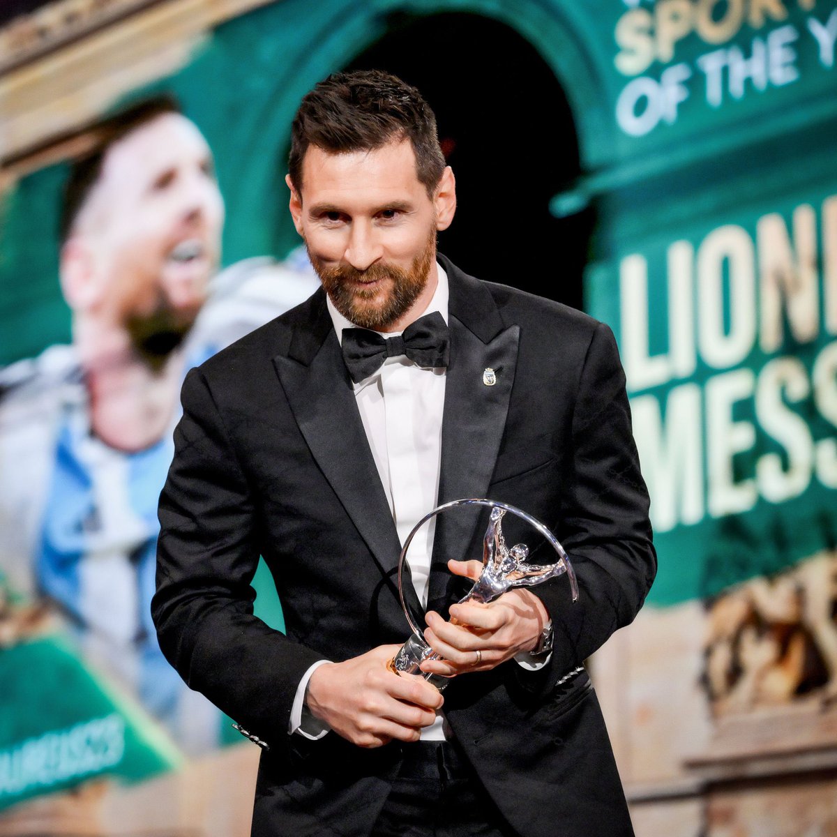 Laureus sportsman of the year for the second time 

Leo Messi 🔥🐐

#GOAT #laureusaward