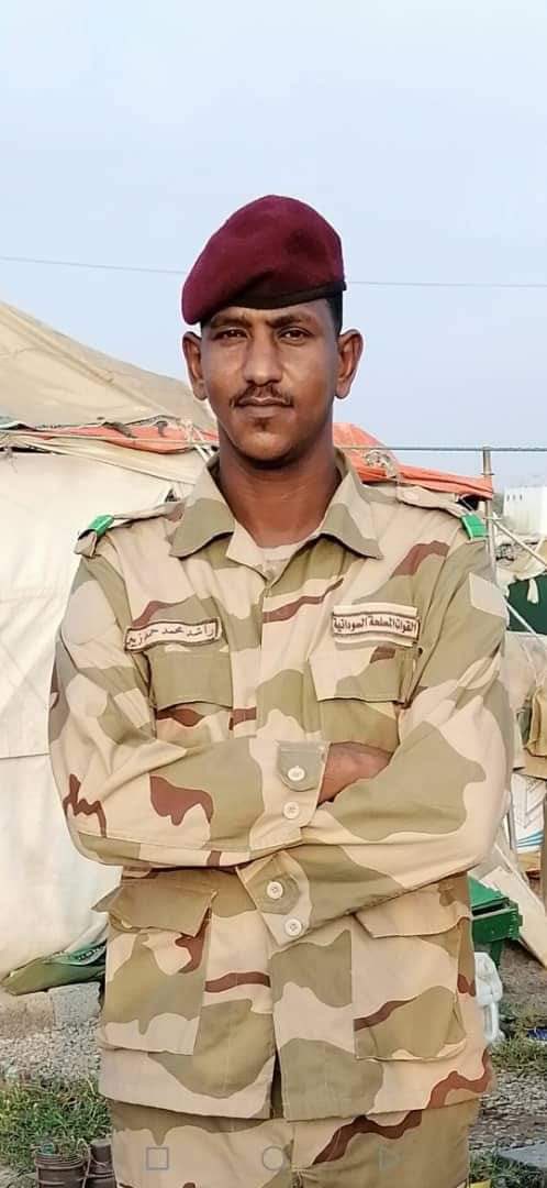 kefahabraham's tweet photo. راشد محمد حمد زبير
الفرقة 19 مروي 
اتضرب ف المدينة الرياضيه بالضبط ..اخر مكالمة قال انه اتصاب وتلفونه ..مفقود من تاني يوم للضرب وحتى الان ماف خبر وناس البيت مقلقين عليهو شديد ..الرجا۽ اتواصلو معانا 0922133661      0121914110 https://t.co/EEbgkDAfiI