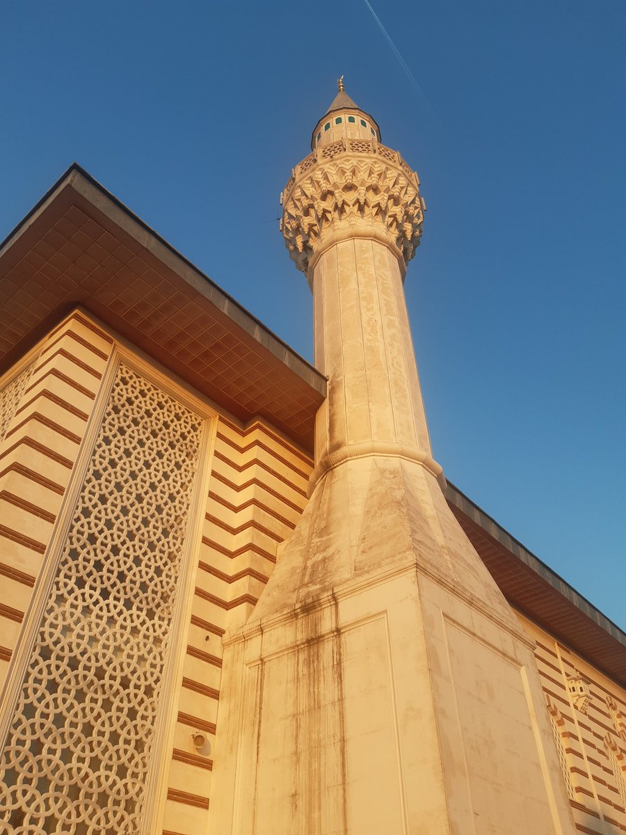 Kaybetmekten korktuğunuz şeyler olmalı hayatımızda;
Namaz gibi, Dua gibi, İman gibi