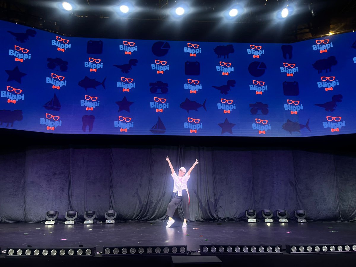 Amazing time performing in Jeddah with Blippi The Musical ✌️

I love my job 🙌 

Thank you so much <a href="/harryblumenau/">HJB - CDG CDA</a> <a href="/CDMProds/">CDM Productions</a>