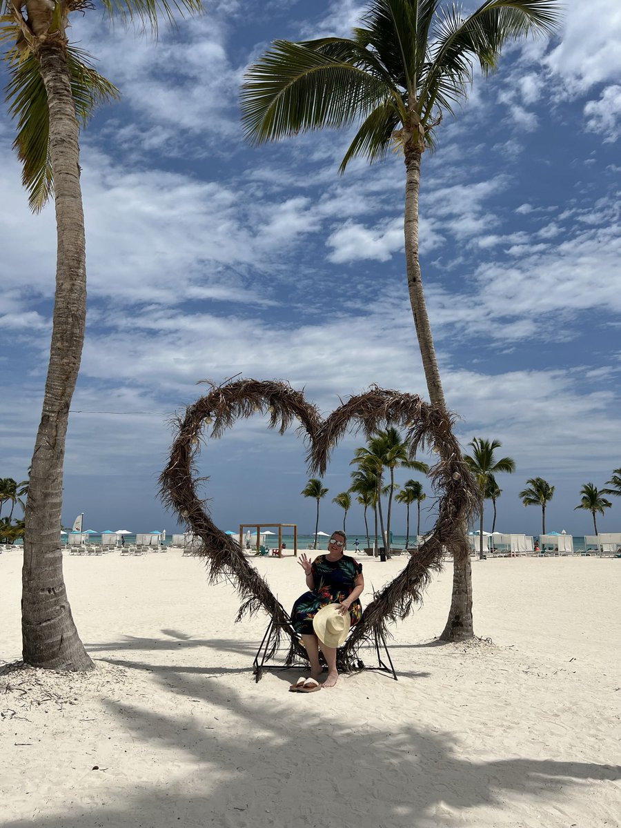 wishwithsara's tweet photo. “Travel is the only thing we buy that makes us richer”
~Wisdom from the @SaudiTourism Authority at Travel Leaders National Conference 2023 #traveladvisor #HereForYou #makememories #edgewithTLN https://t.co/fkOEhTNfp4