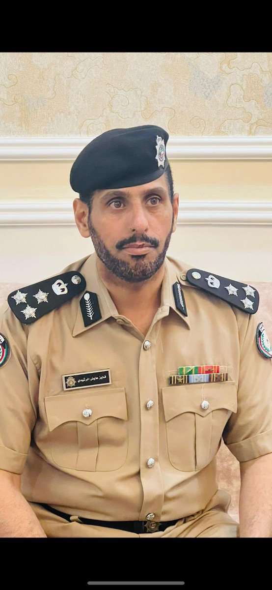 تم بحمدالله ترقيه 

   ( العضيد ) فايز عايض الخياري 

الى رتبه " عميد " 

نسأل الله لك التوفيق والسداد 

أن ينفع بك البلاد والعباد