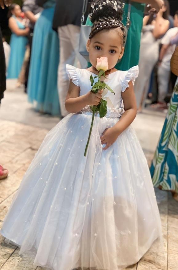___nalaura___'s tweet photo. Como minha filha e lindaaa 🥰 https://t.co/wddUqzJlB2