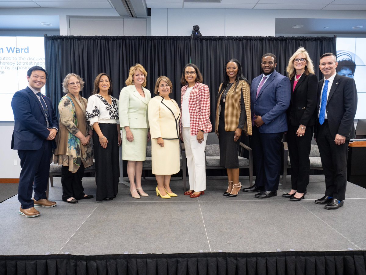 Dr. Charles Taylor tweet media