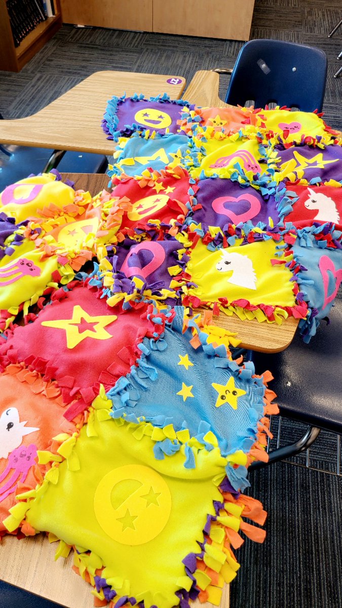 Students <a href="/MonarchsNHS/">NHS Monarchs</a> Key Club made blankets for the <a href="/AVID4College/">AVID</a> sponsered Animal Shelter Donation Event! Way to Go Key Club!  <a href="/OnslowSchools/">Onslow County Schools</a>