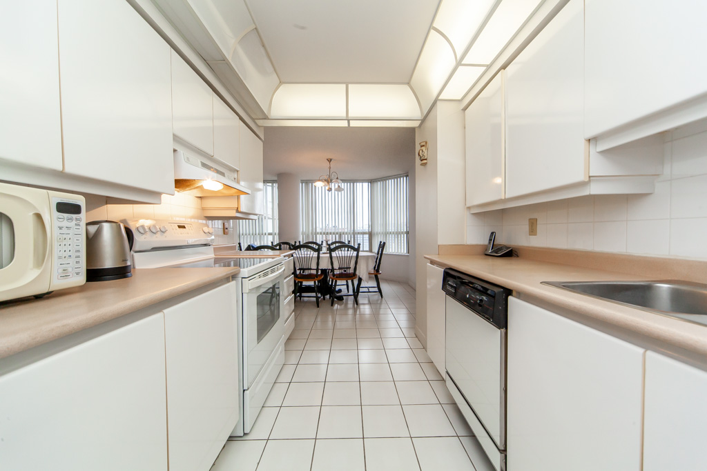 GtaVirtualTours's tweet photo. Featured Listing: 1401 - 7 Townsgate Dr, Thornhill
Photo Tour: https://t.co/TQlNJjduQW
Order a Tour: https://t.co/K9SNvIYS7F https://t.co/qPQTHEG3XB
