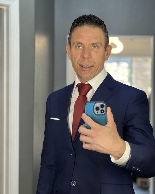 Selfie since this suit looks good. What do you think?  Want to see what else looks good?   Link in bio<a href="/tag/onlyfans"class="tags"><span>#onlyfans</span></a>