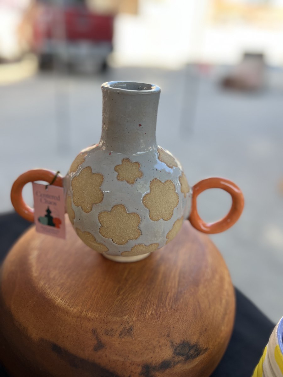 Thanks to everyone who stopped by our pop-up yesterday! Your support &amp; enthusiasm for our pieces mean the world to us 🙏🏽❤️
Tag us in your photos with your new pottery pieces, we can’t wait to see how you’re using them in your homes! 🏡

#westlafarmersmarket #shoplocal #community