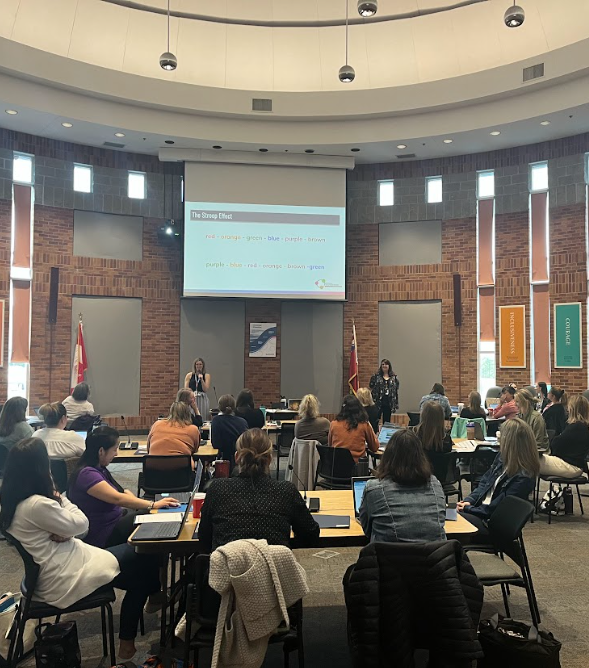 SCDSBLiteracy's tweet image. What a great day of learning about the evidence and research related to how students learn to read. We even had time to try out some deliberate practice activities (bit.ly/DeliberatePrac…) for students to work on while we support small groups. @SCDSBProgram