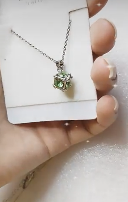 beaute_collect's tweet photo. Locket Set πΏ
Earrings and Locket
#beauteC #beautecollection #locketset #chainset #locketjewellery #chainnecklace #terebin #mig21 #babarazam #artificialjewellery #pti #imrankhan #nawaz #maryamnawaz #chorni #jewelrypakistan #locketchain #pakistanonlineshopping #jewellerypakistan https://t.co/Ope5VoLtYK