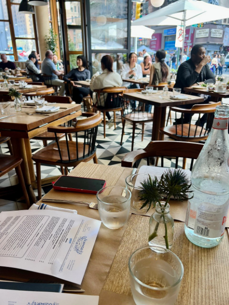 Viola9028's tweet image. This store is amazing, I love it so much🥰📷 🥰