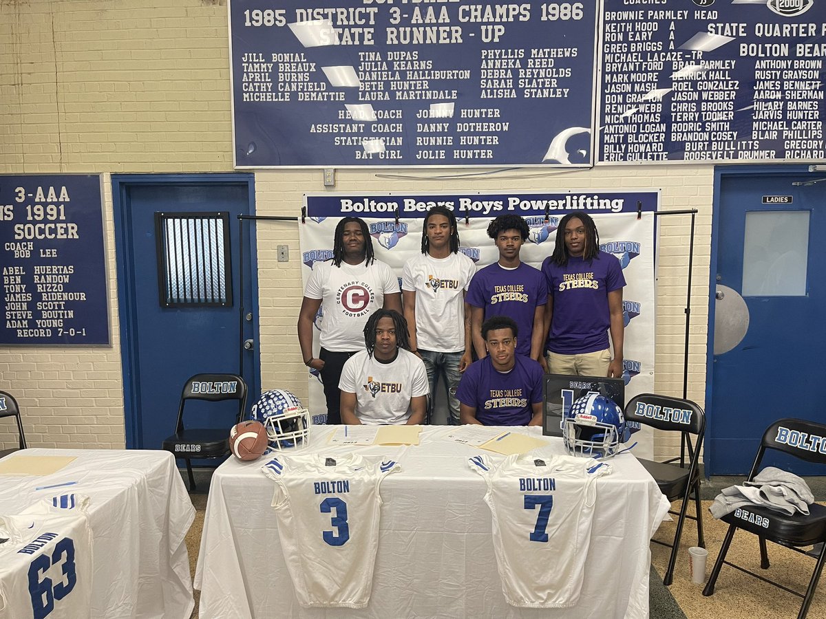 Couldnt be prouder. <a href="/football_bolton/">Bolton Bear Football</a> signs 6 young men today. Congrats to @Jaylen14Davis <a href="/JaylenWelch7/">Jaylen Welch</a> <a href="/JaylonSimmons63/">Jaylon Simmons</a> <a href="/Brown10J/">JBrown10</a> <a href="/itzp3t/">Patrick sanders</a> <a href="/StanfordCedric/">Cedric Stanford</a> and their families. 
@bolton_bears 
<a href="/KALBSports/">KALB Sports</a> <a href="/lamargafford/">LaMar Gafford</a> <a href="/CenLaPrepsLLC/">Cenla Preps</a> 

#BuiltDifferent