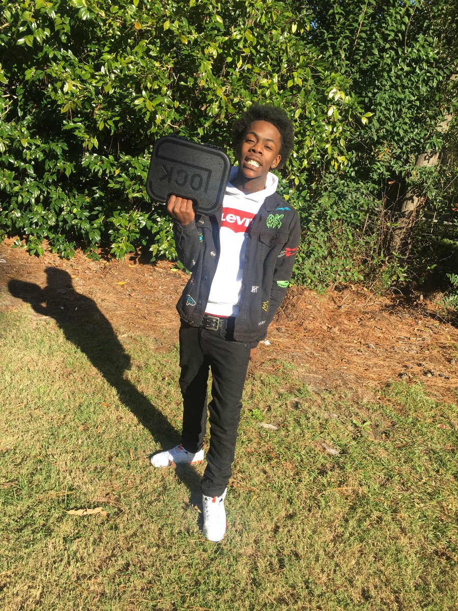 TheRealTAESKII's tweet photo. https://t.co/Z9923wYIX5