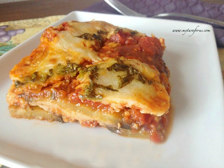 This is an easy but utterly delicious fried eggplant parmesan casserole recipe. This low carb recipe is made with grilled zucchini and tomato and garlic red sauce.
Recipe>> myturnforus.com/eggplant-parmi…
#meatfreeMonday #meatless #lowcarb