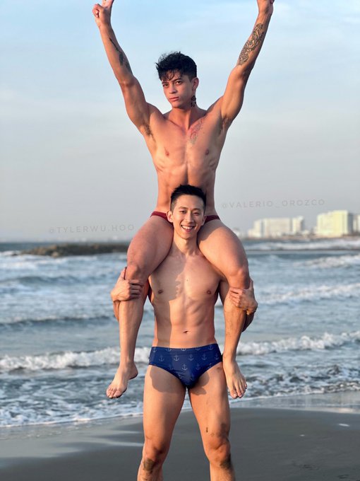 Top or bottom? 🍌🕳️ @keynle_ https://t.co/KcsdL2wfFn<a class="tags" target="_blank" title="On Twitter" href="/?out=eyJ0eXAiOiJKV1QiLCJhbGciOiJIUzUxMiJ9.eyJpYXQiOjE3MjA3NjQ2MTEsImlzcyI6InR3cG9ybnN0YXJzLmNvbSIsIm5iZiI6MTcyMDc2NDYxMSwiZXhwIjoxNzUyMzAwNjExLCJyZWRpcmVjdF91cmwiOiJodHRwczovL3R3aXR0ZXIuY29tL2tleW5sZV8ifQ.tIx7Nv-juTLC9AS8UlUB-veL_Qa5TVchossvbFQKrNdXLU8vRDujD6vnlwlB7HNkVKS_ui73nwOErqn4dNFQ6w">@keynle_</a>