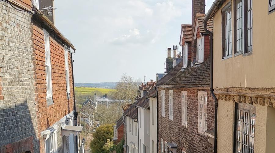 OdlSoutheast's tweet photo. CHANGE OF DATE: Note the Lowland and Hill Walks event 'Lewes and the South Downs spectacular!' in the East Sussex area has been rescheduled to 17-Jun-2023 (was previously 13-May-2023). 
Booking and info: https://t.co/dCK6T6dT9t 
#GetOutMore #outdoorlads #gay #bi #trans https://t.co/zilc4kv2so