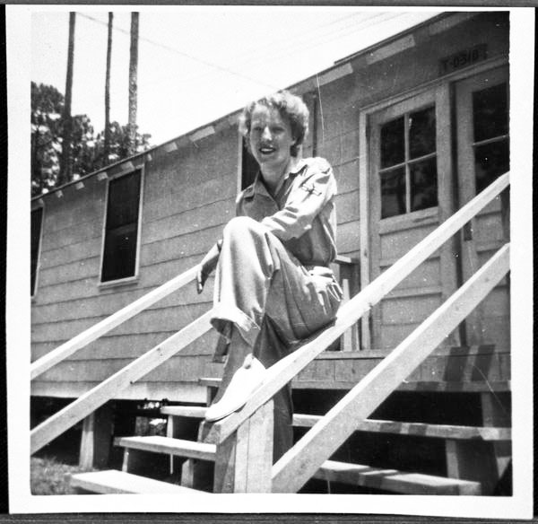 WAF (Women in the Air Force) airman Betty Pegg Hemphill poses on the stair railing outside a building at Keesler Air Force Base in Biloxi, Mississippi, circa 1951. I suspect she was cooler than I ever was. #miliarymonday #wvhp #uncg #AirForce