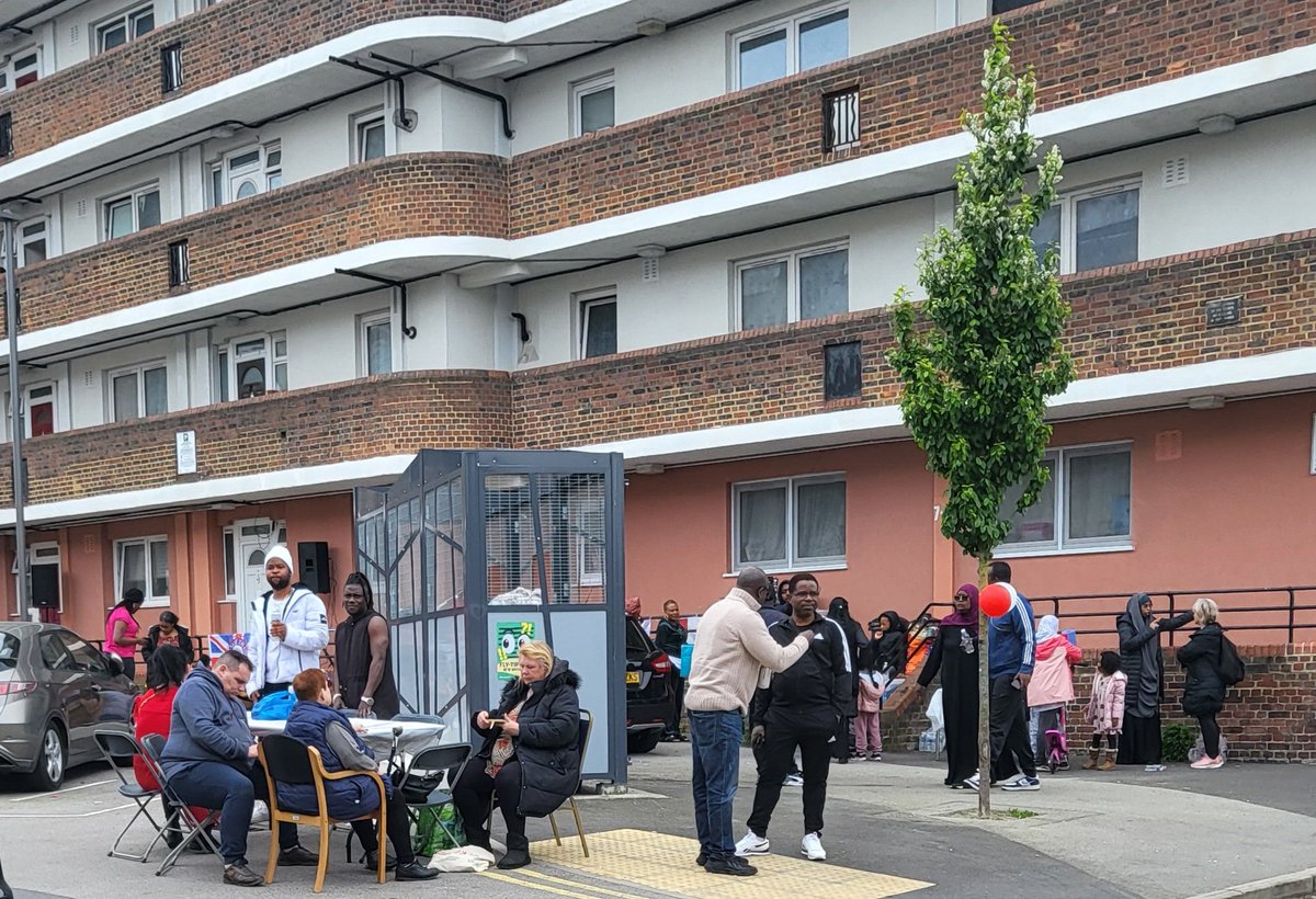 Friends of Barnfield Estate Ltd tweet media