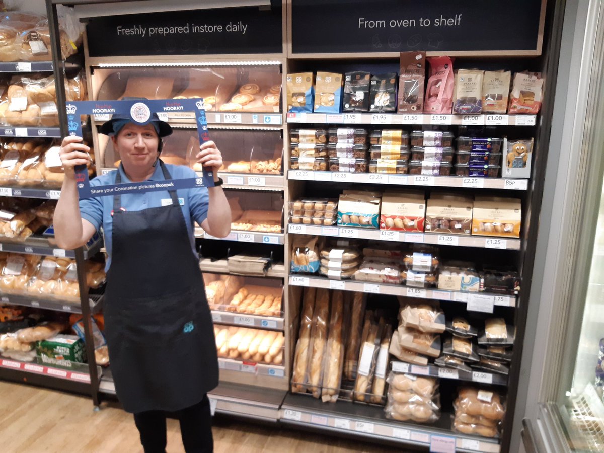 Dave Tomo tweet media