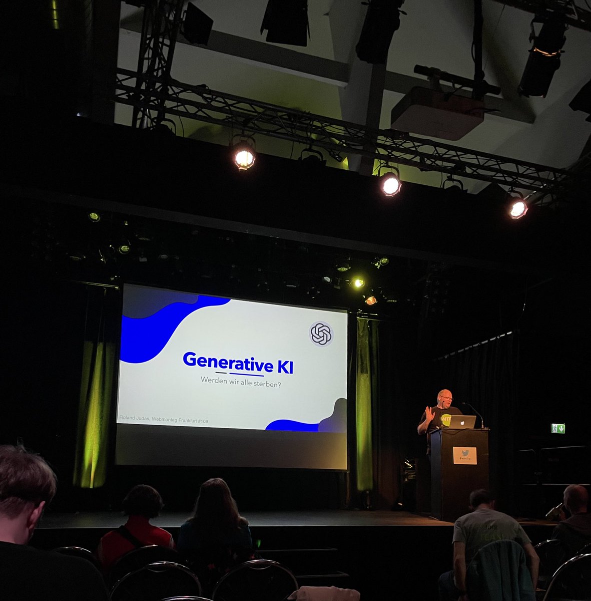 mona szyperski tweet media