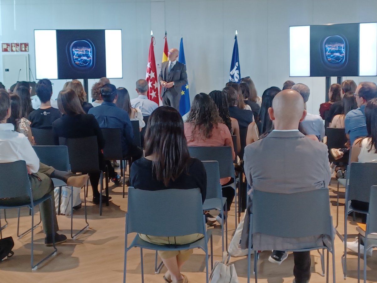 Listening <a href="/arthurbrooks/">Dr. Arthur Brooks</a> talking about purpose, meaning and happiness: "kick your success addiction; ponder your death; make your weakness your strenght; and much more" <a href="/IEuniversity/">IE University</a> <a href="/HKS_Spain/">Harvard Kennedy School Spain Alumni Network</a> <a href="/Kennedy_School/">Harvard Kennedy School</a> <a href="/GeoffroyGerard/">Geoffroy Gérard</a> <a href="/PBOXXI/">Paloma Baena Olabe</a> <a href="/ialvaro75/">Ignacio Álvaro</a> <a href="/pazguzmanc/">paz guzman</a>