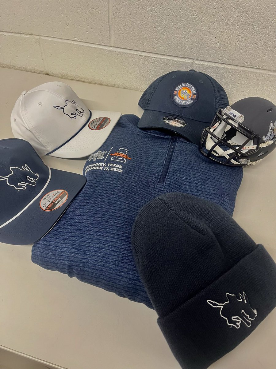 🔥 ⚡️END OF SEMESTER FLASH SALE⚡️ 🔥

Up to 75% off until the end of this week. 

Also GIVING AWAY any item you’d like to 5 separate winners!!

3X Chance- Re Tweet
1X Chance- Like

Link in bio for items

Don’t see what you’d like? Shoot us a message, we’re feeling generous!