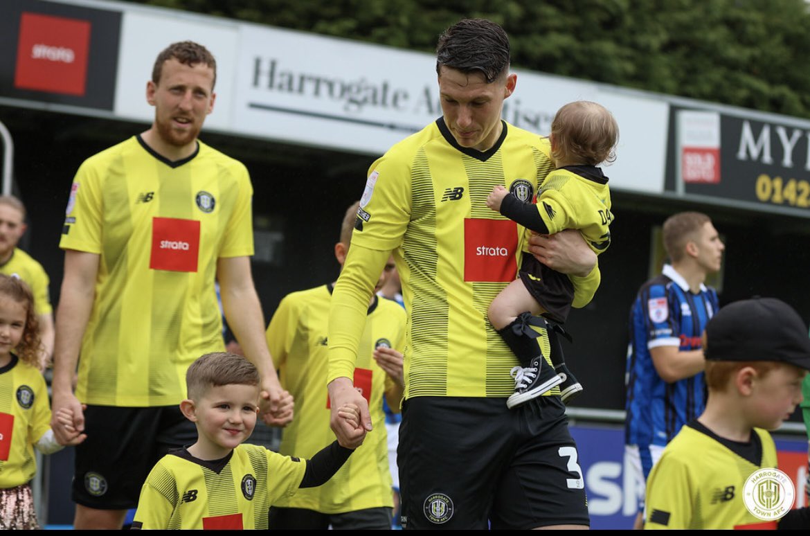 Thankyou @HarrogateTown for the past few months,I wish everyone at the club all the best for the future🖤