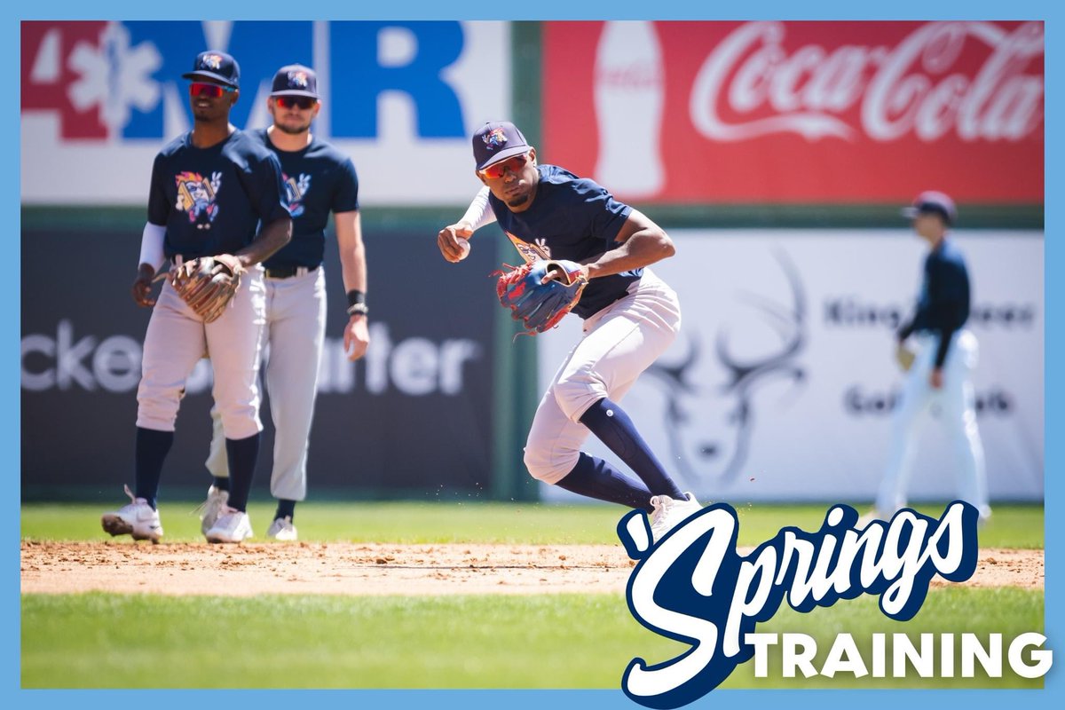 VibesBaseball's tweet photo. 🎼 The Boys Are Back In Town! 🎼
#vibesbaseball #goodvibes #springstraining #coloradosprings https://t.co/H24nedeLSj
