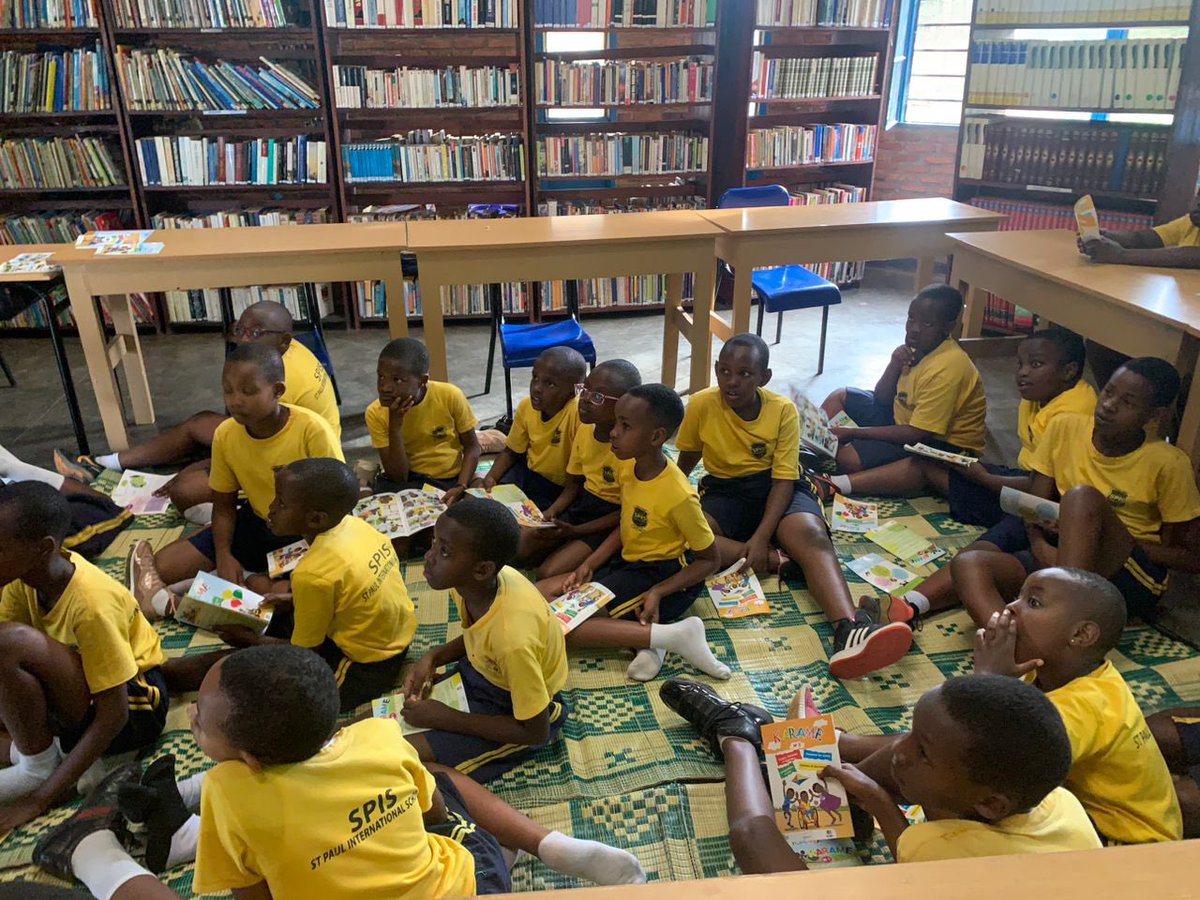 Rwanda Children's Books Organisation (@rcborwanda) on Twitter photo L'école de <a href="/HollySpis/">spis School</a> fait partie des bénéficiaires du magazine Karame dans la <a href="/CityofKigali/">City of Kigali</a>. La semaine dernière, les élèves ont participé à une séance de lecture dans la bibliothèque. L'école de <a href="/HollySpis/">spis School</a> fait partie des bénéficiaires du magazine Karame dans la <a href="/CityofKigali/">City of Kigali</a>. La semaine dernière, les élèves ont participé à une séance de lecture dans la bibliothèque.