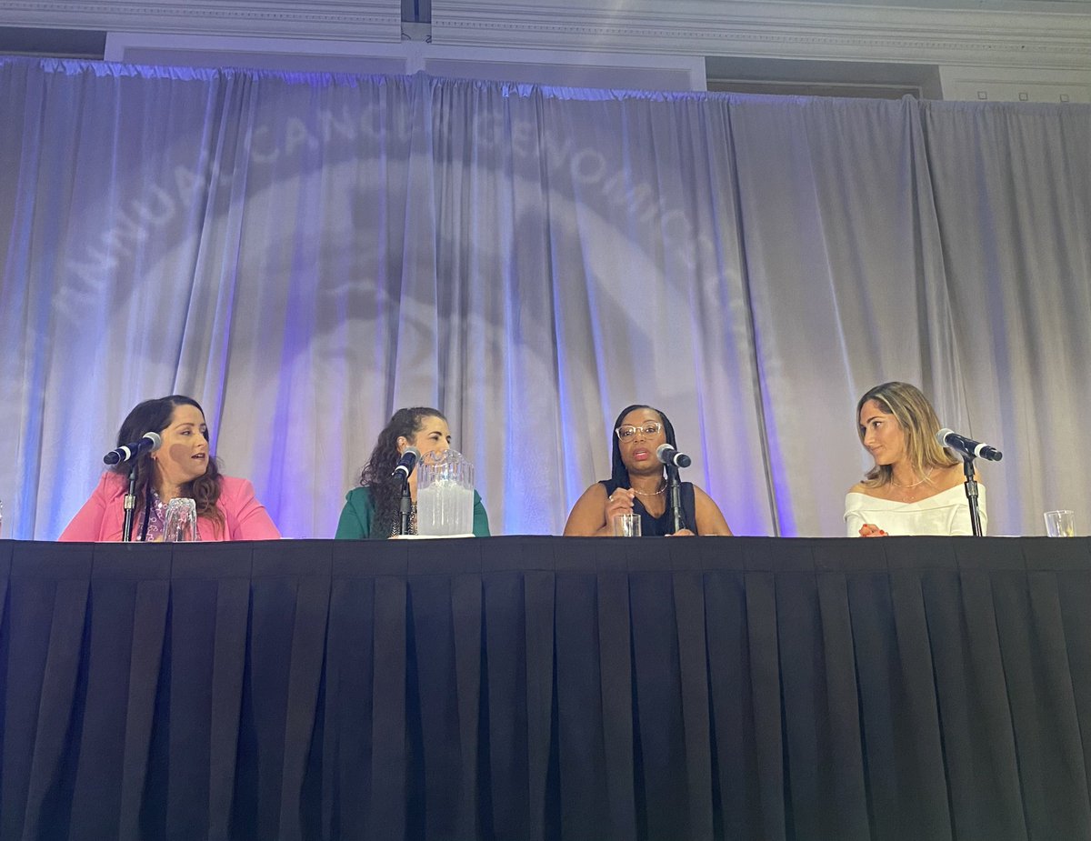 So honored that @DenaTalksDNA, Paige More from @The_Breasties, @DrAlexea, and @ARosen380 joined us for this amazing and important panel on the power of social media at #COHGenomics23 Thank you for sharing your stories, insights, and expertise!