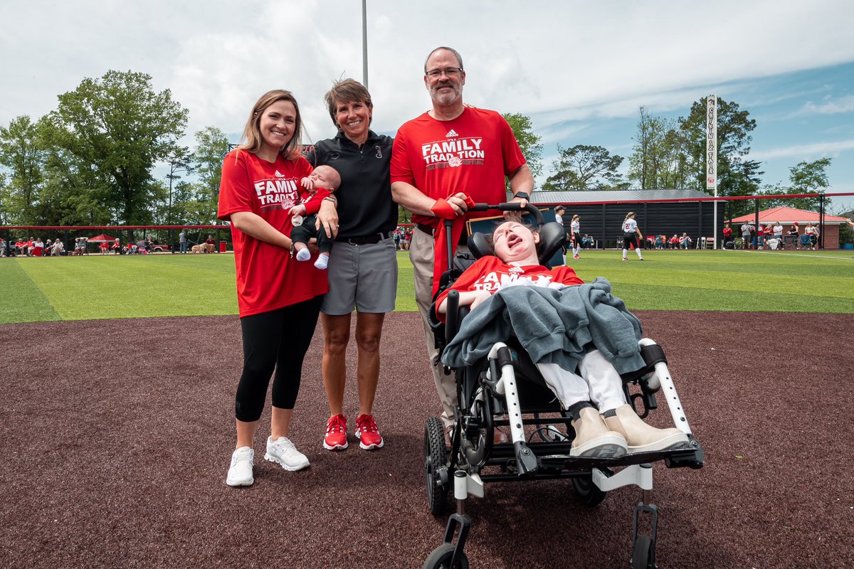 The McGinnis family will hold a Celebration of Life Service for Kinsey Lane McGinnis on Tuesday, May 9, 2023 at 5:00 p.m. to be held at the Pete Mathews Coliseum on the campus of Jacksonville State University. All friends and  family are invited to attend. 💙💜