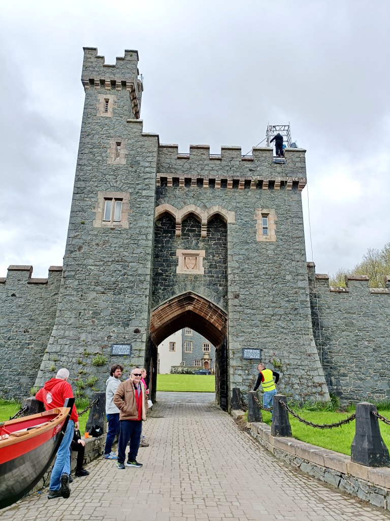 magikalmelissa's tweet photo. What a beautiful day in all respects!despite a ⚡⛈️forecast, the🌞shone and it stayed dry for our Abseil fundraiser!Blown away by people's generosity 🙏our current total is £2000& rising. #rowing #skiffs #killyleagh #castles #countydown @WeatherCee @hagan_utv @KillyleaghCRC https://t.co/31cC8scsS7