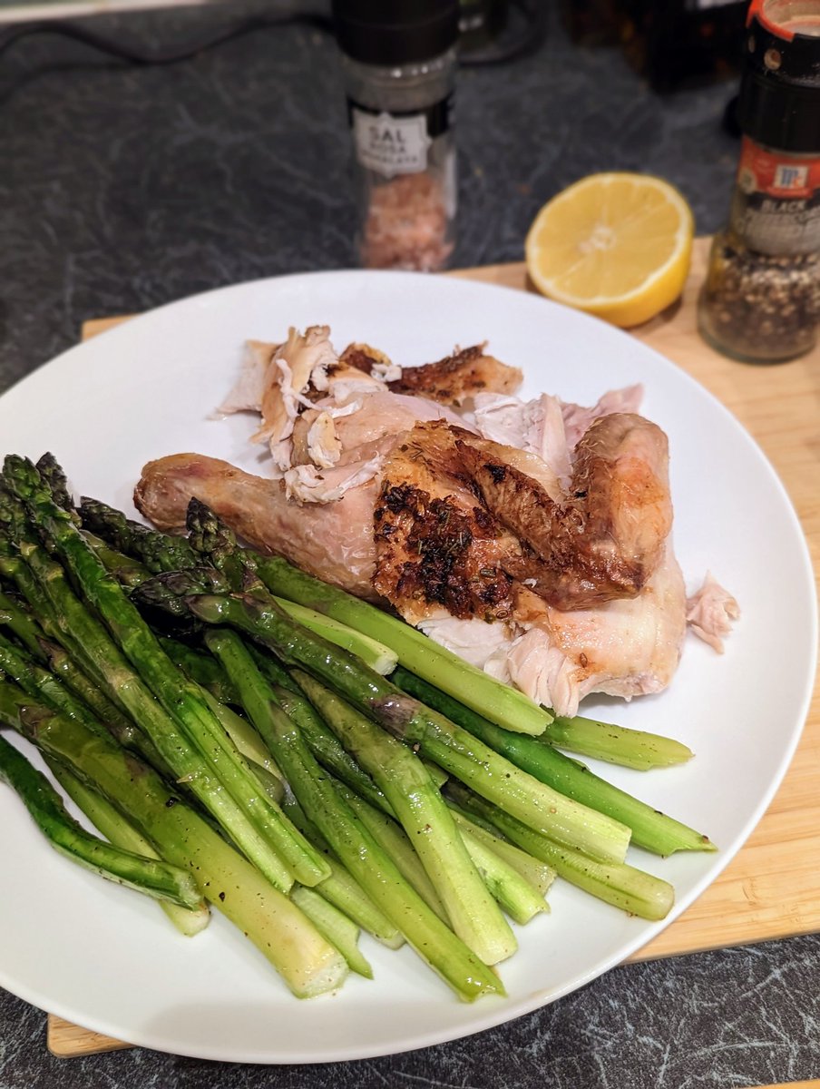 When it's English asparagus season, indulge yourself. Simple supper tonight of roast chicken and a pile of roasted asparagus... @EnjoyAsparagus #homecooking #englishasparagus
