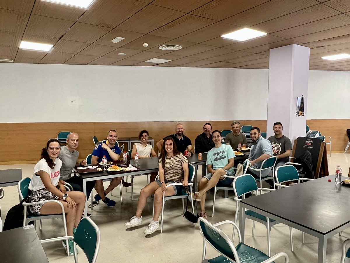 Working hard in biomechanics training week <a href="/ProfJimRichards/">Prof Jim Richards</a> <a href="/delsysinc/">Delsys</a> <a href="/cmotioninc/">C-Motion</a> @qualisysab <a href="/AMTI_MultiAxis/">AMTI</a> <a href="/theiamarkerless/">Theia</a>