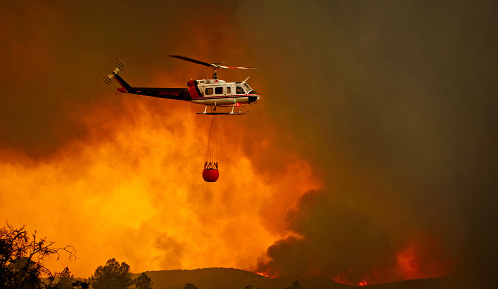 A Bell 205A-1 assists in fighting the Detwiler Fire in Mariposa, California, July 2017.

Photo: HAI/Bob Martinez

#hai #helicopter #helicopterpilot #adedaascharter #rotorcraft #rotor #remotework #firesafety #view #safety #Rescueoperation