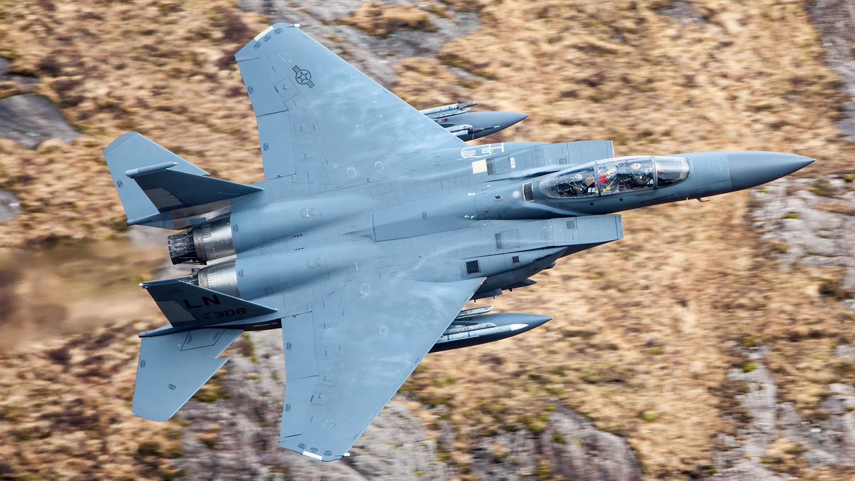 KM_Aviation's tweet photo. A @usairforce F-15E 91-0308 through Glen Coe a few weeks ago! #Avgeek #Aviation #Photo #Photography #Planespotting #USAF #F15 #Lowlevel https://t.co/Wf6Hph4hse